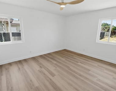 1038 Oaklawn - Photo Thumbnail 17