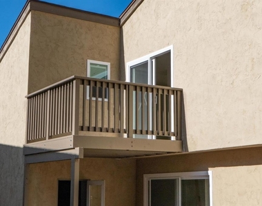 4258 Robbins Street - Photo Thumbnail 10