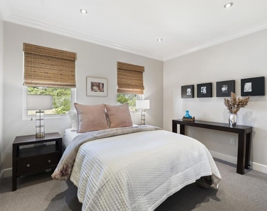 1010 Genter St - Photo Thumbnail 23