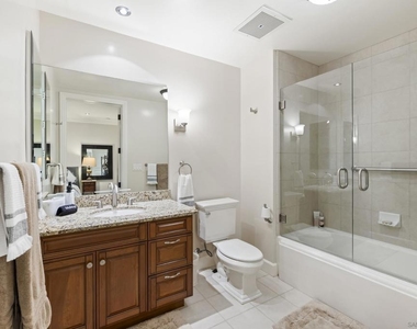 1010 Genter St - Photo Thumbnail 21