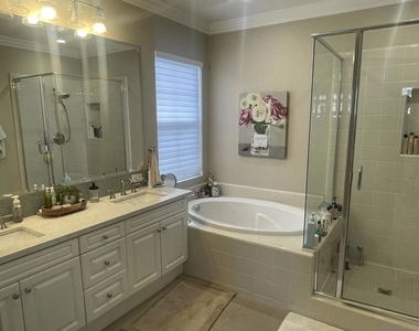 646 Sandside Ct. - Photo Thumbnail 12