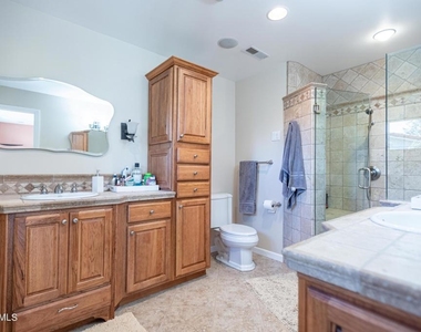 1504 Folkestone Terrace - Photo Thumbnail 14