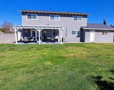 1295 Harold Avenue - Photo Thumbnail 23