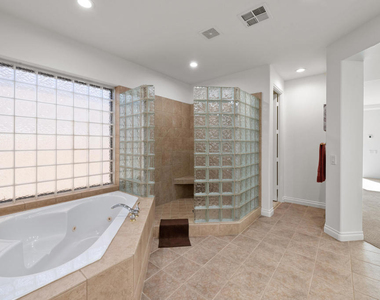 78715 Castle Pines Drive - Photo Thumbnail 19