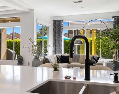 44718 Alexandria Vale - Photo Thumbnail 26