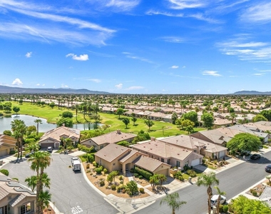 44718 Alexandria Vale - Photo Thumbnail 2
