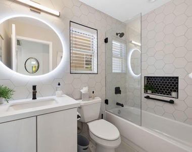 44718 Alexandria Vale - Photo Thumbnail 42