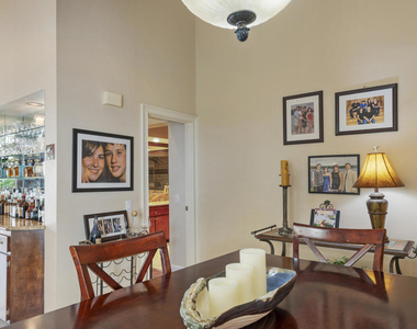 182 Desert Falls Circle - Photo Thumbnail 13