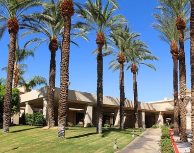 182 Desert Falls Circle - Photo Thumbnail 25