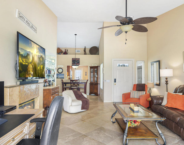 182 Desert Falls Circle - Photo Thumbnail 3