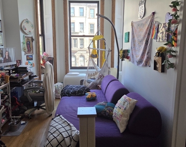 719 St Nicholas Avenue - Photo Thumbnail 12
