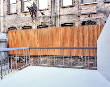 226 East 25th Street - Photo Thumbnail 8
