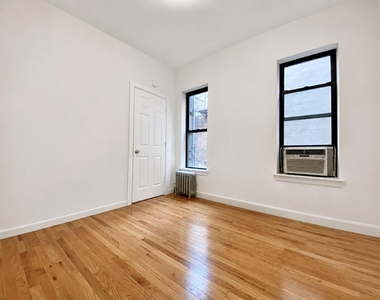 1270 First Avenue - Photo Thumbnail 1