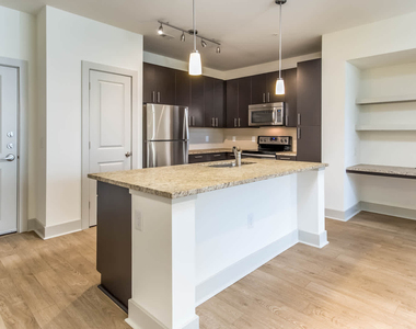 9305 Corporate Blvd - Photo Thumbnail 9