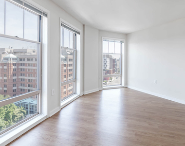 2400 M Street Nw - Photo Thumbnail 35