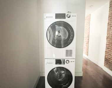 4 St Nicholas Terrace - Photo Thumbnail 1