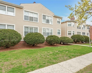 15 Quinby Avenue - Photo Thumbnail 1