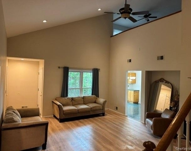 34 Candlestick Court - Photo Thumbnail 26