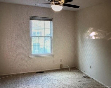 34 Candlestick Court - Photo Thumbnail 23