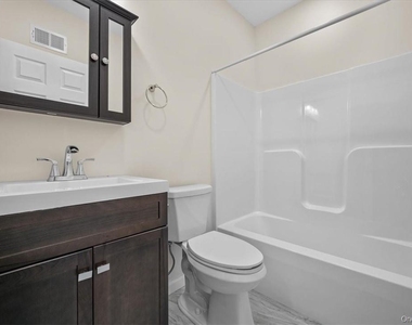 175 W Main Street - Photo Thumbnail 8
