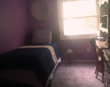 60 Halgren Crescent - Photo Thumbnail 8