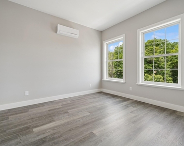 153 Greenwich Avenue - Photo Thumbnail 17