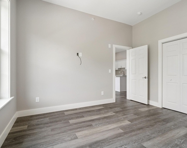 153 Greenwich Avenue - Photo Thumbnail 12