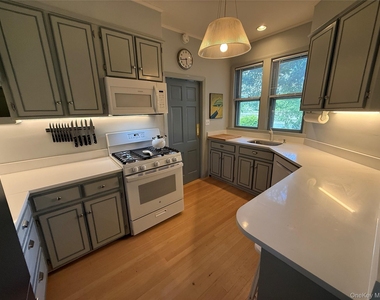 330 Centre Island Rd - Photo Thumbnail 13