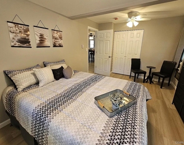 129 Westbury Drive - Photo Thumbnail 10