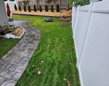 129 Westbury Drive - Photo Thumbnail 14