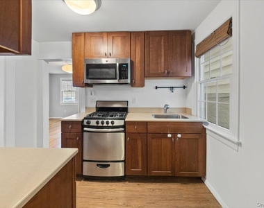 9 N Dearman Street - Photo Thumbnail 1