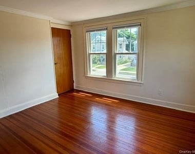34 Union Ave Avenue - Photo Thumbnail 9