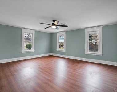 143 Chatterton Parkway - Photo Thumbnail 9