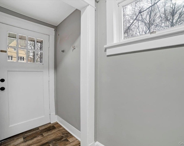 143 Chatterton Parkway - Photo Thumbnail 11