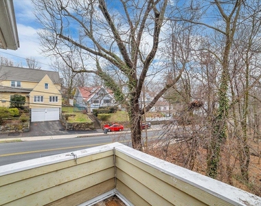 143 Chatterton Parkway - Photo Thumbnail 14