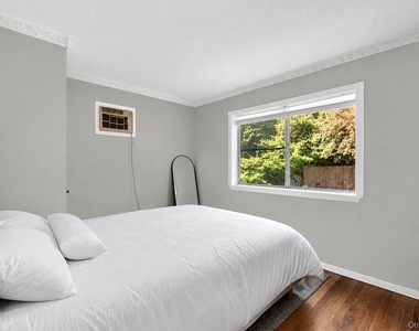 155 Little Fresh Pond Road - Photo Thumbnail 7