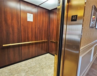 105 Canter Court - Photo Thumbnail 19