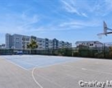 100 Baker Court - Photo Thumbnail 2