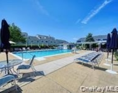 100 Baker Court - Photo Thumbnail 1