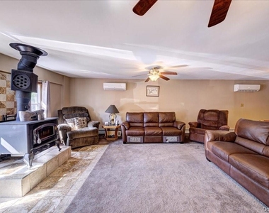 40 Summit Avenue - Photo Thumbnail 5