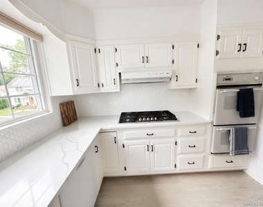 29 Chestnut Avenue - Photo Thumbnail 2