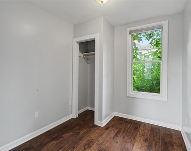 39 Spruce St - Photo Thumbnail 23