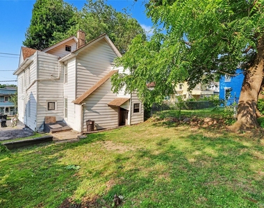 39 Spruce St - Photo Thumbnail 37