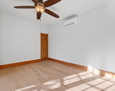 43 Ackerman Street - Photo Thumbnail 9