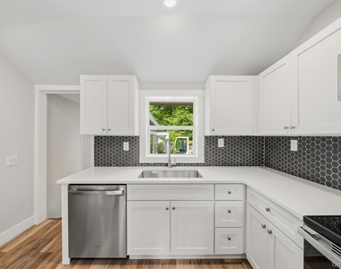 12 Dickerson Place - Photo Thumbnail 10