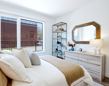 333 Warner Avenue - Photo Thumbnail 14