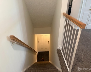 14 Prestwick Way - Photo Thumbnail 12