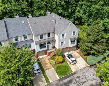 4506 Stonehedge Road - Photo Thumbnail 4
