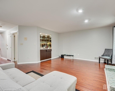 4506 Stonehedge Road - Photo Thumbnail 41