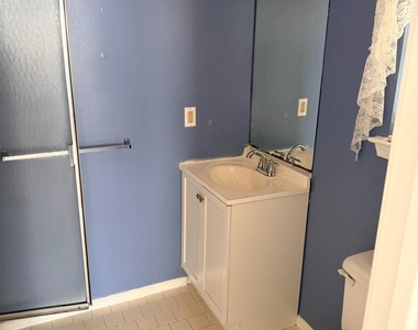 343 Ventnor Court - Photo Thumbnail 19